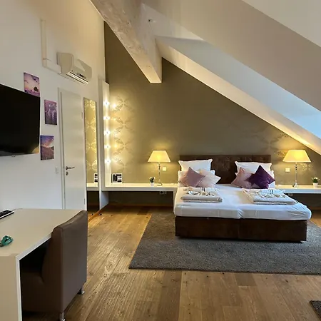 Haven - Helvetia Appartement Düsseldorf
