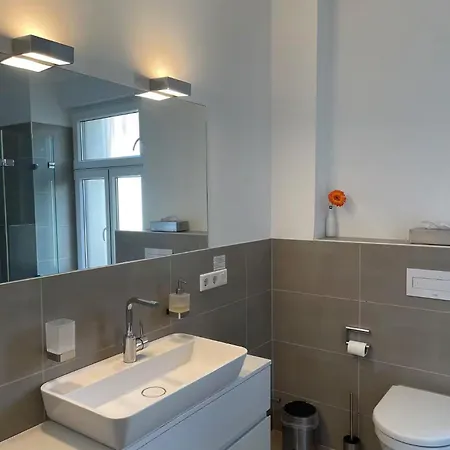 Haven - Helvetia Appartement Düsseldorf