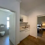 Haven Hotels - Helvetia Suites Düsseldorf City