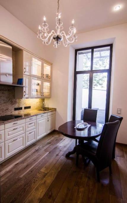 Haven - Helvetia Düsseldorf